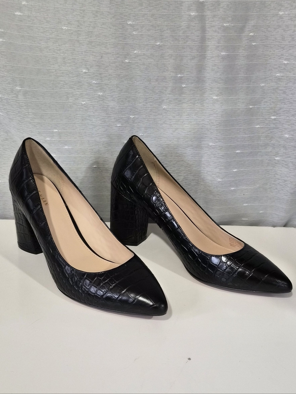 Cole Haan Black Embossed Snakeskin Block Heeled Pumps Size 9.5
